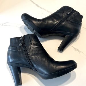Geox D Inspiration B Heeled Boots in Napa Black